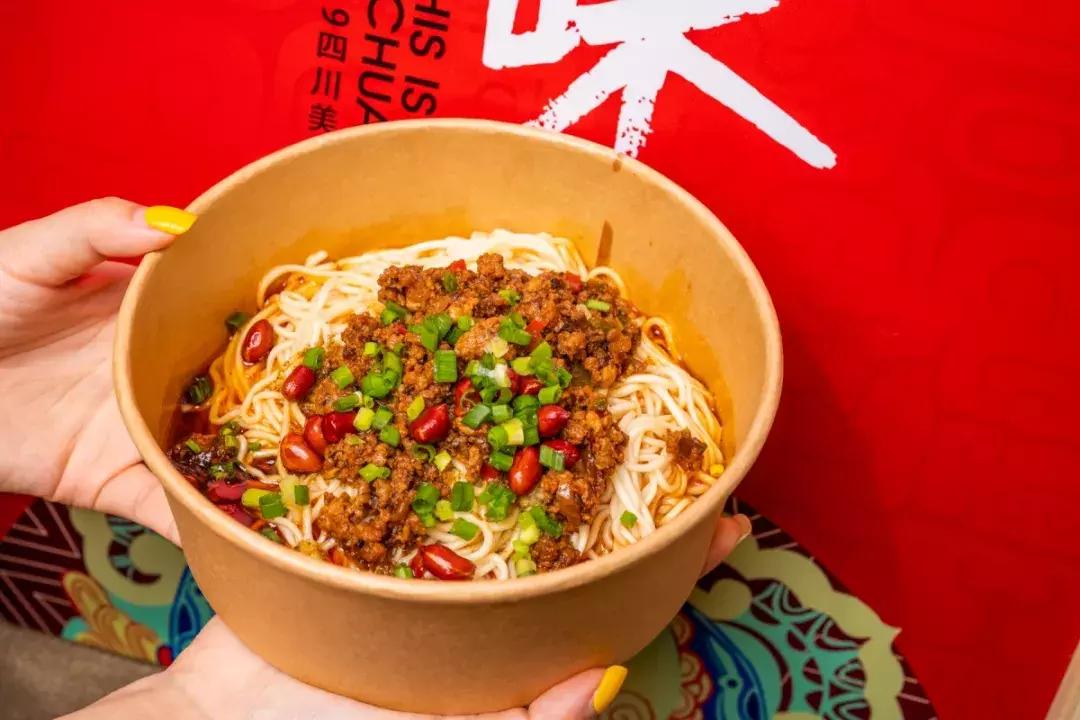 陆家嘴夜市小吃一条街,上海陆家嘴的小吃街