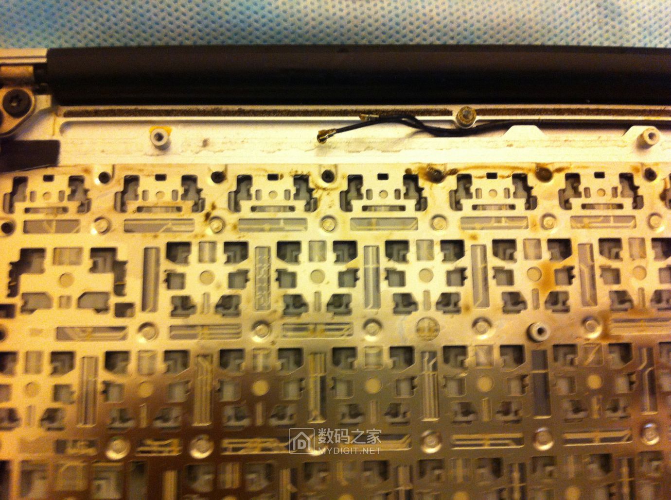 苹果笔记本macbookair7999,苹果笔记本11.6寸macbookaira1370