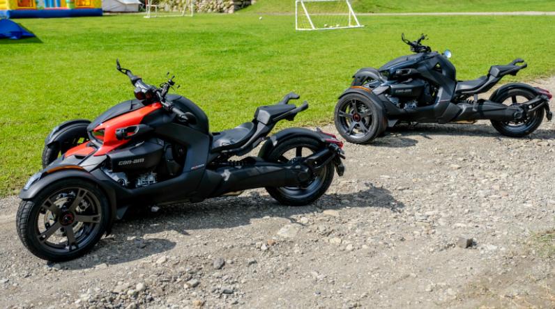 金色庞巴迪倒三轮多少钱,庞巴迪900cc倒三轮最新报价