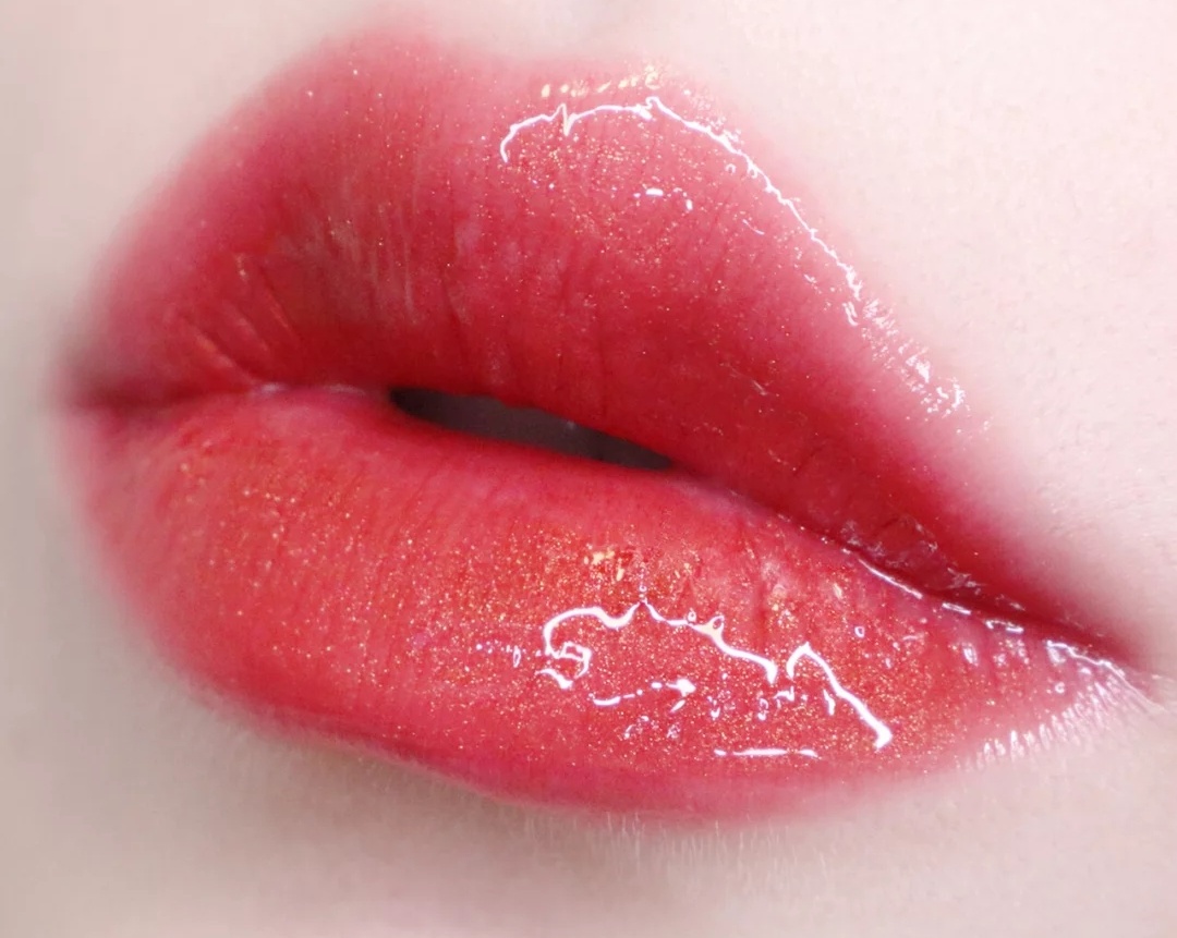 3ce透明口红unstainedred新色,3ce烟管口红fluffyred和mac316