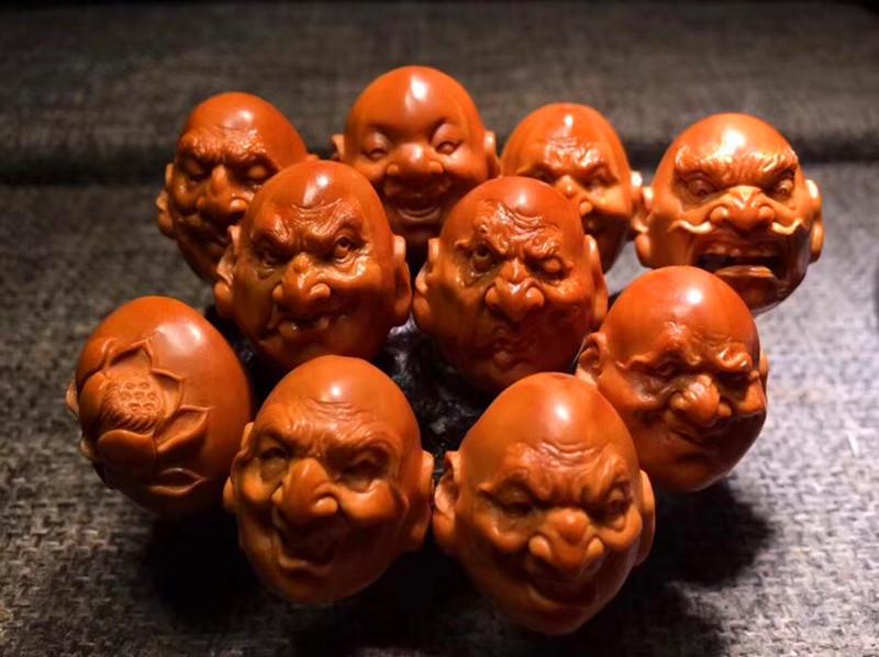 核雕∣指尖小小桃核，刻画大大世界，方寸之间显天地