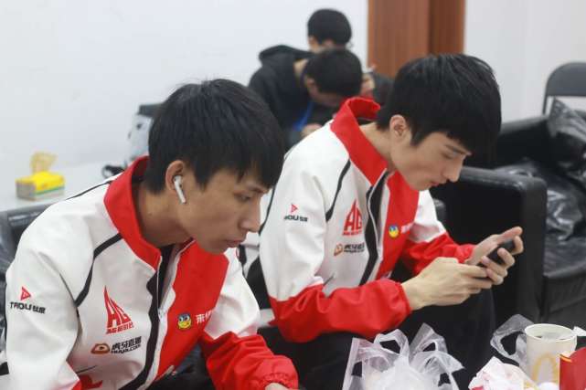 ag新任教练vv,ag为什么放弃vv