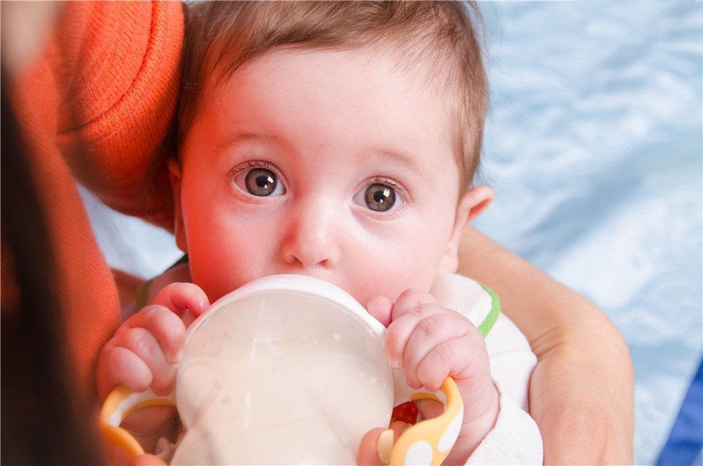 断奶有必要排残乳吗,断奶以后一定要排除残奶吗