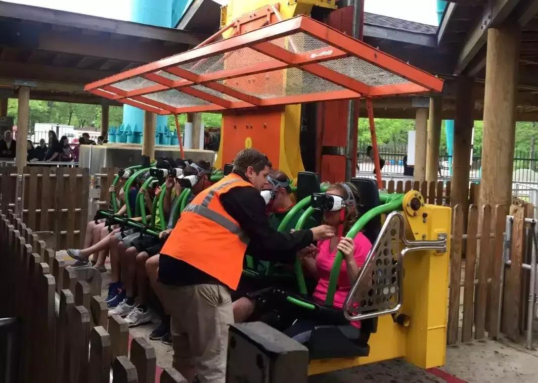 游乐场上班是什么体验,游乐园工作怎么样