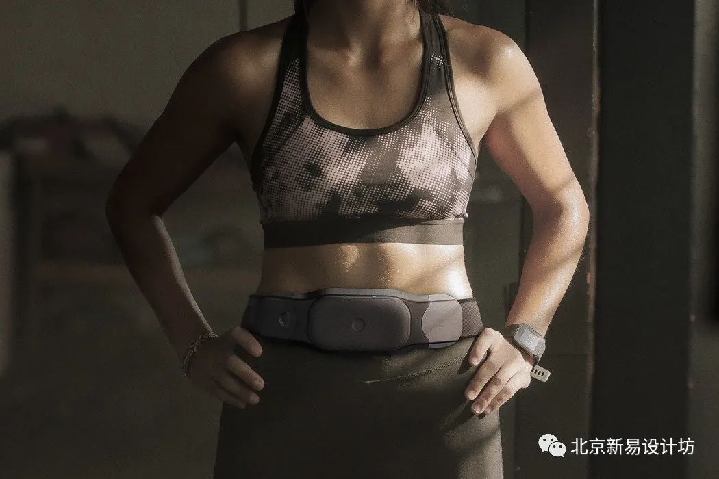 人性化多元化和实用性的健身器材,高科技有未来设计感的健身器材