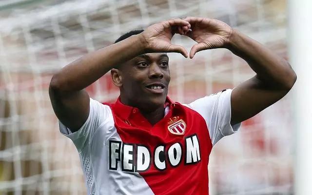 桑切斯曼联博格巴,近10年金童奖的得主