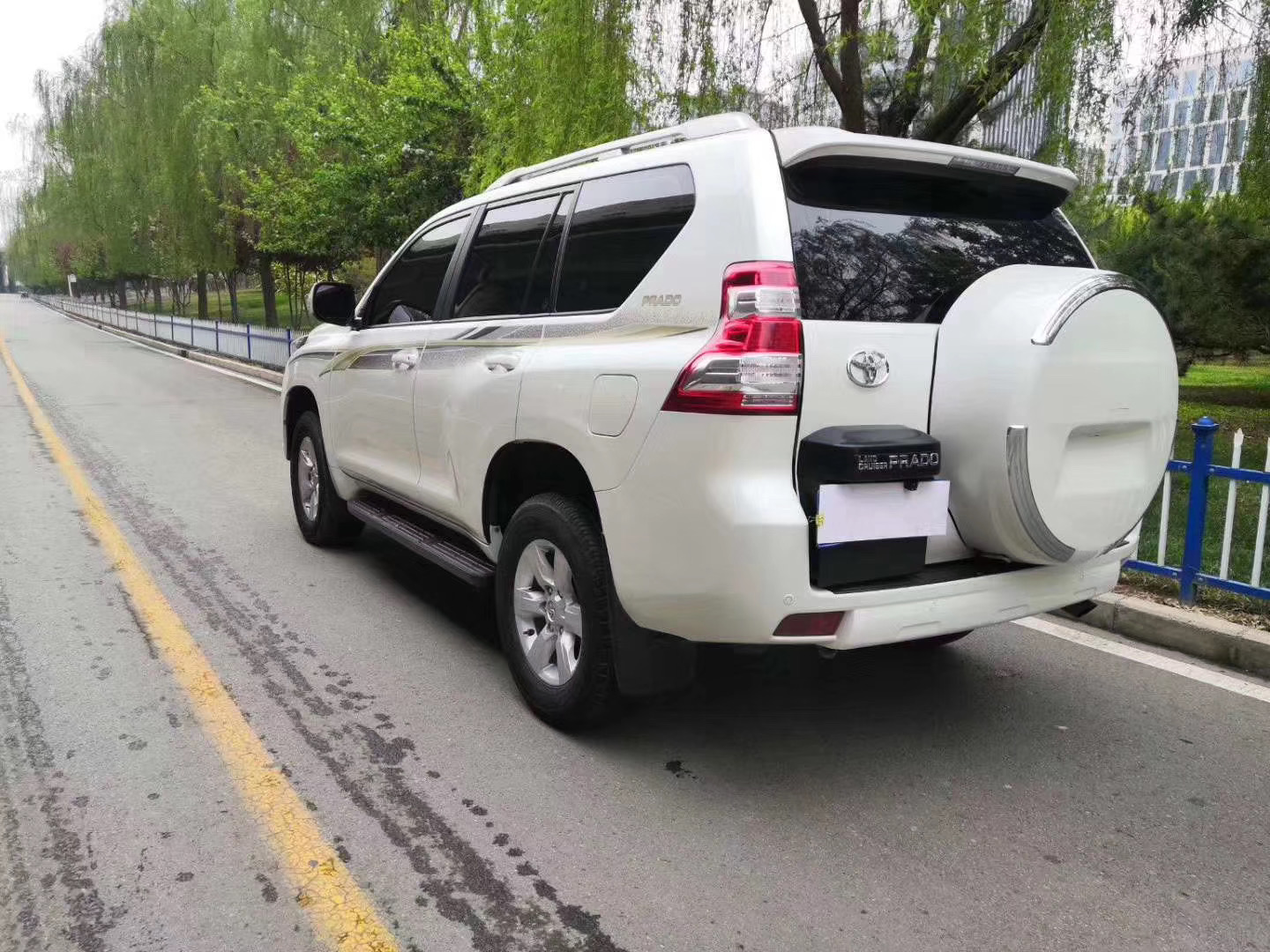 15年丰田霸道柴油版,16年丰田霸道4.0哪款越野可靠