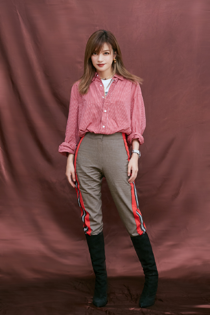 赵薇短发刘海,赵薇齐刘海短发