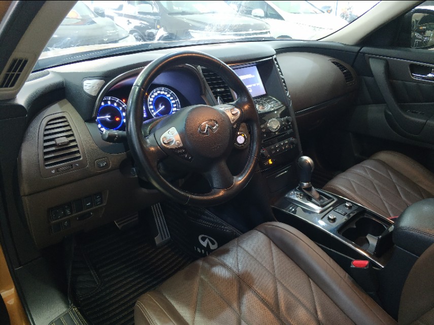 英菲尼迪q70老车,老英菲尼迪qx70二手