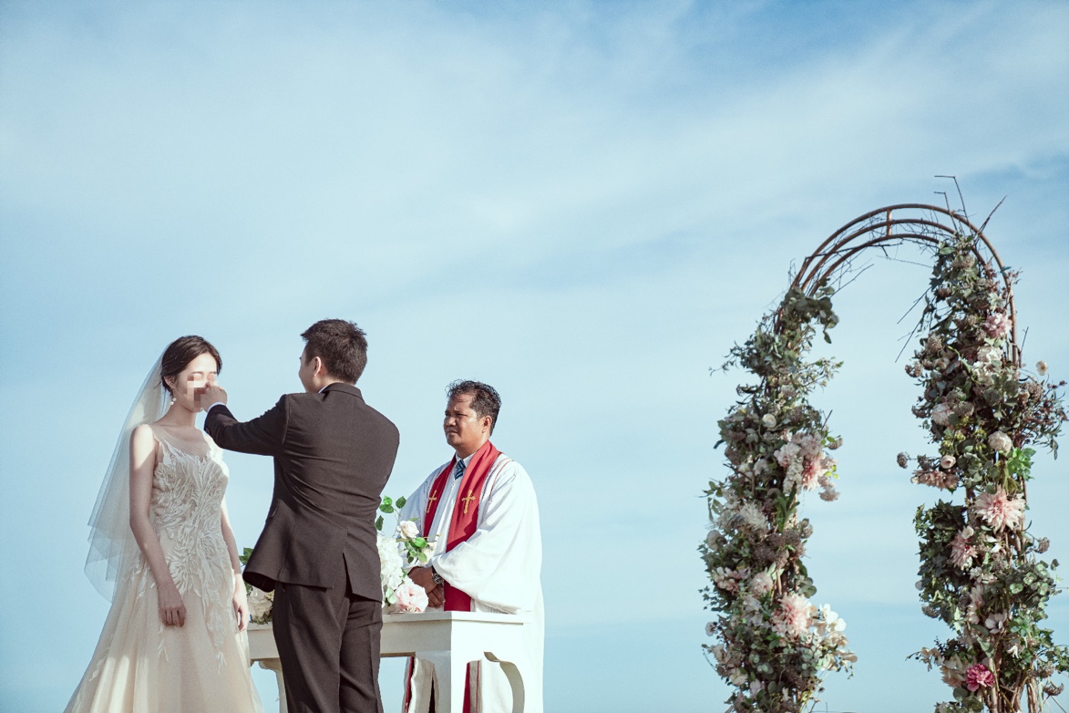 如何办个简单小型的婚礼,如何办一场只有俩人的婚礼