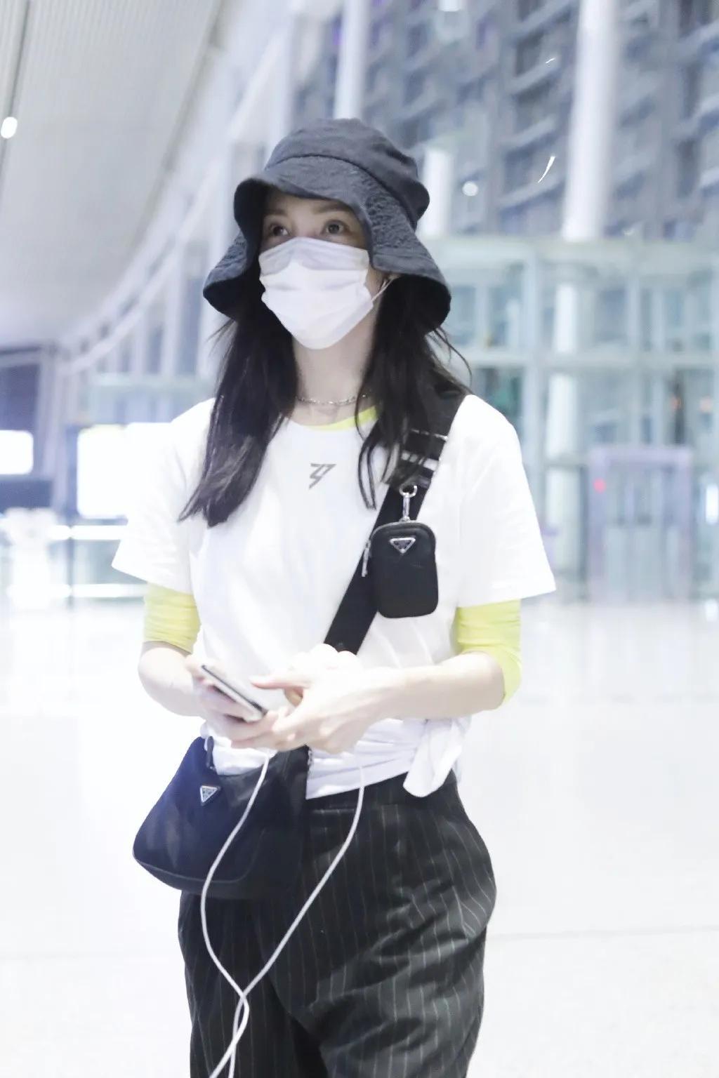 乘风破浪的姐姐背的包包,乘风破浪的姐姐们有哪些