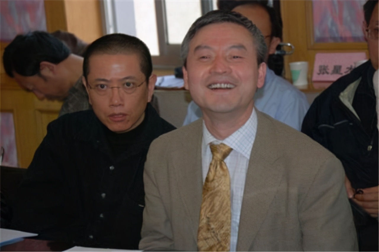 国外的月亮真的假的,国外的月亮很甜吗