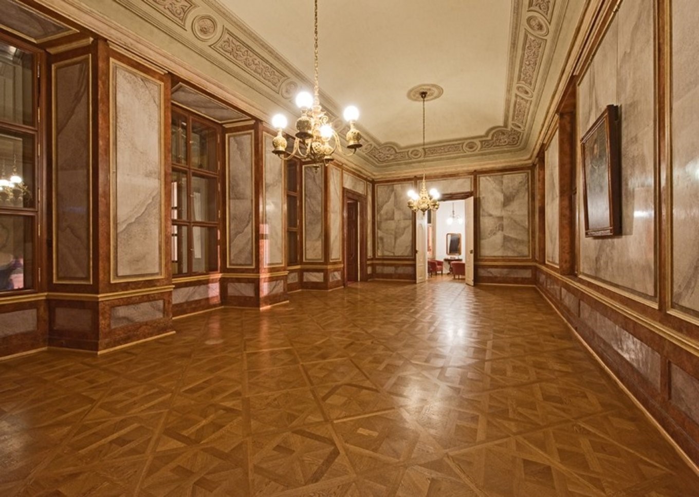 法国最美的城堡凡尔赛宫,法国最奢华的凡尔赛宫