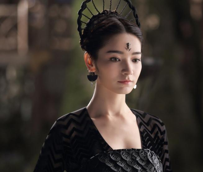 《千古玦尘》和《十里桃花》的缘分，认出了叠风和胭脂，却忘了他