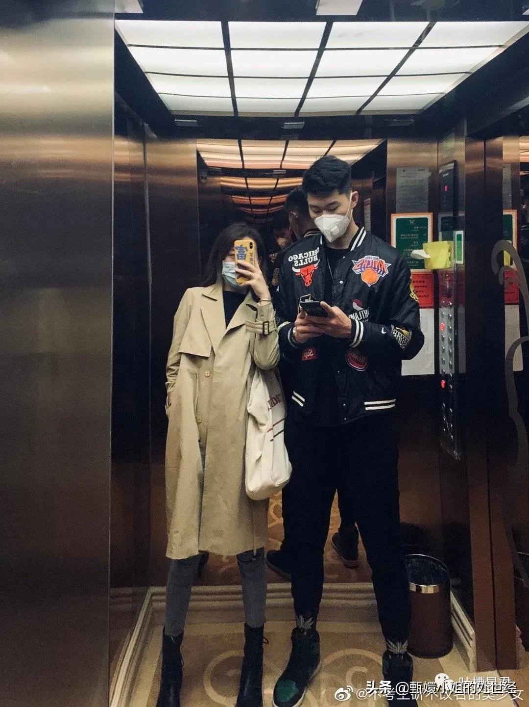 有了1米9男友才知道的事,男友比你小9岁是什么样的体验