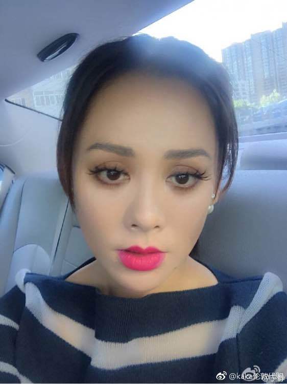 ysl新年限定7天倒计时礼盒,ysl圣诞限定为什么现在买不了