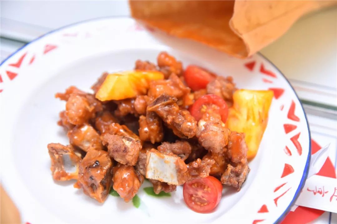 阿嫲做的菜，童年的漫画，儿时的玩具，这家公司专业带你怀旧