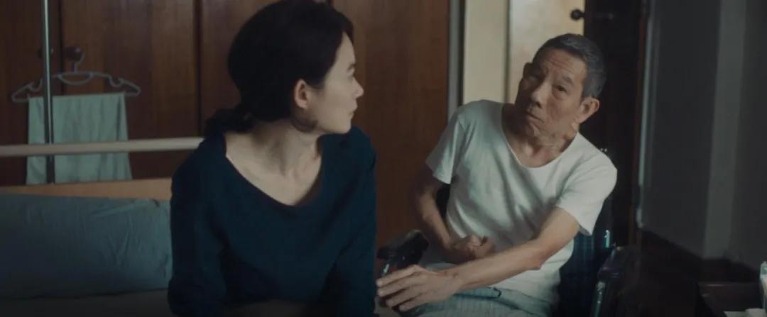 电影热带雨深度解析,热带雨电影精彩视频