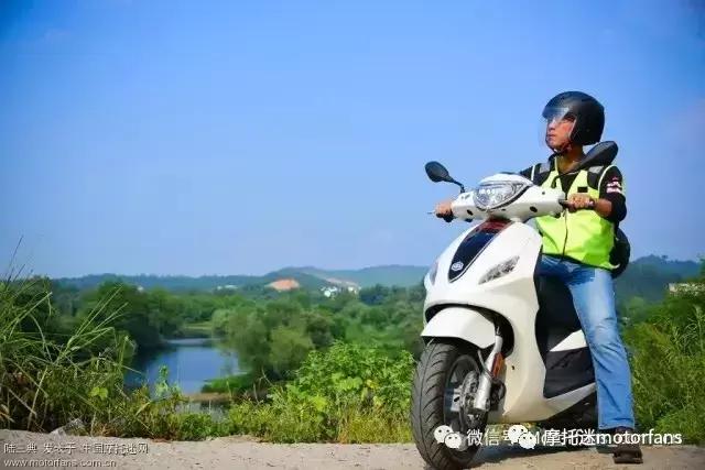 比亚乔newfly150进口版,2018款比亚乔fly150测评