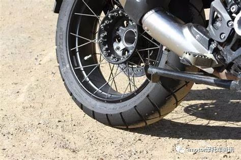 机车最好看的轮胎花纹,机车轮胎胎纹怎么选择
