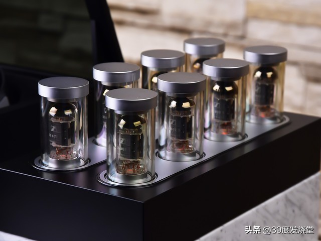 森海塞尔和奥菲斯耳机哪个好,森海塞尔耳机一代和二代外观区别