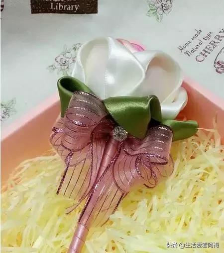 什么纸花送给老师做教师节礼物呢,教师节送给老师一束花手工礼物