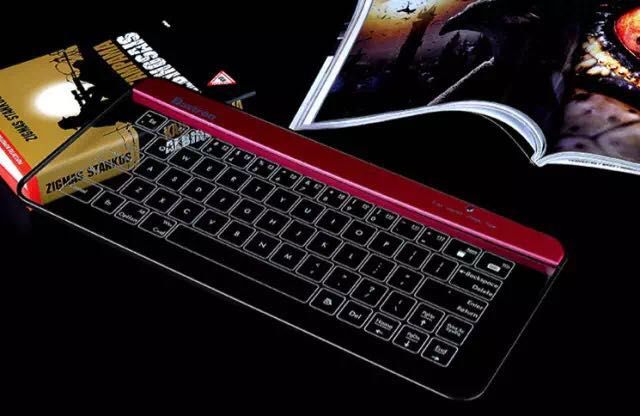 哈哈哈！没想到中国人看不上眼的土味“神货”，老外竟然都抢疯了