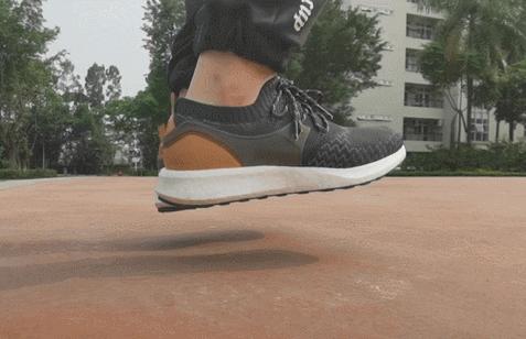 最黑科技的运动鞋,穿过很多碳板跑鞋