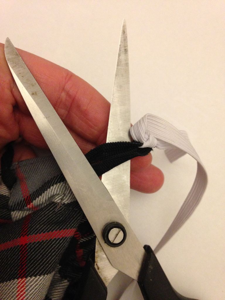 短裙子松紧带松了怎么改小妙招,裙子的松紧太紧了怎么变松