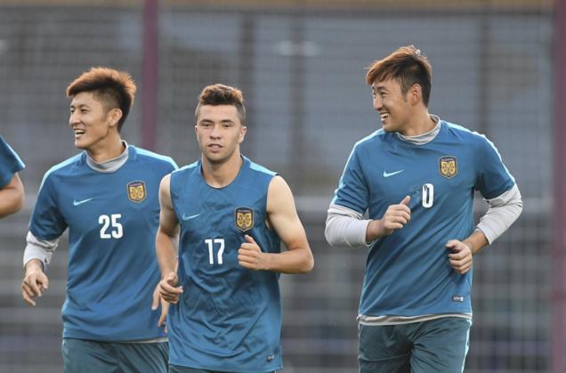 回归在即？消失8个月*疆新**天才终于有了新动向，他实力不输黄紫昌