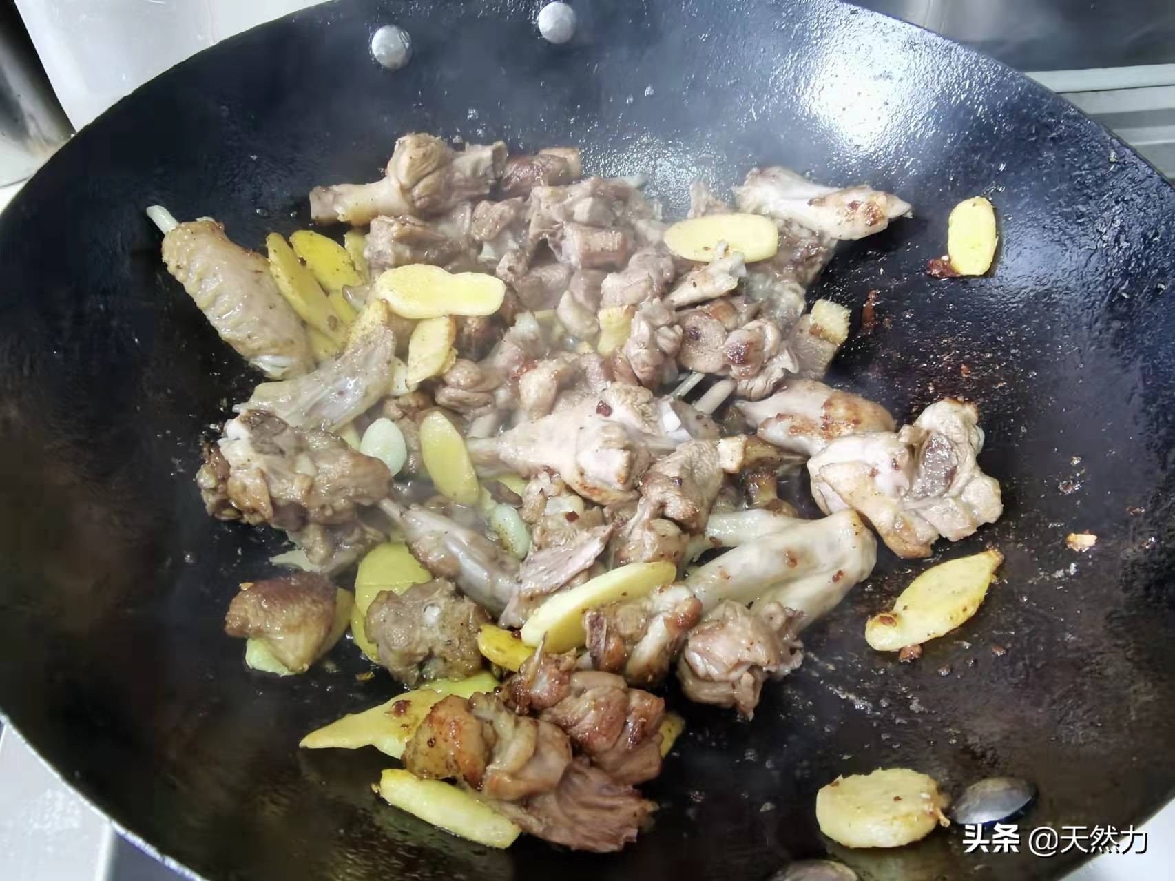 干锅鸭正宗做法,干锅鸭正宗的做法