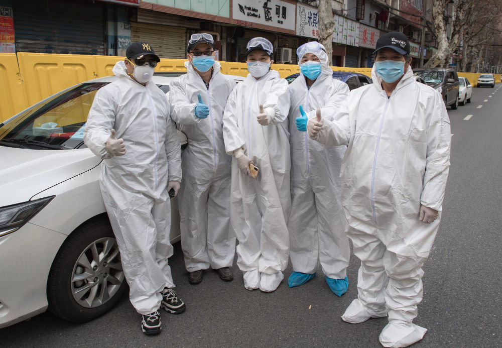 风雨无阻战胜疫情,风雨无阻的坚守在抗疫的路上