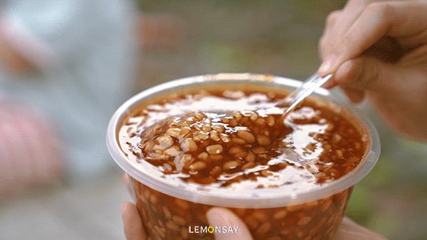 “就卖10块，难怪凌晨2点还满座”