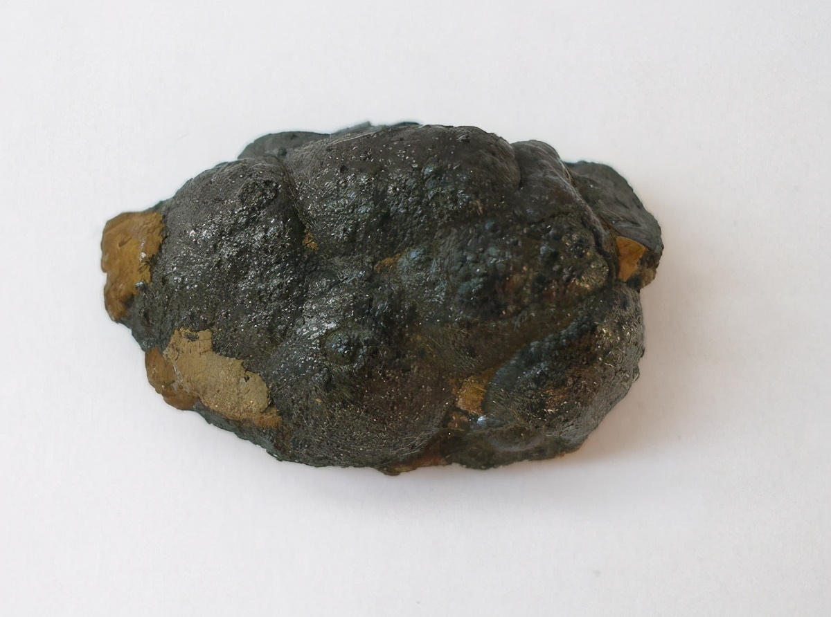 四川发现巨型铀矿是真的吗,中国铀矿储量