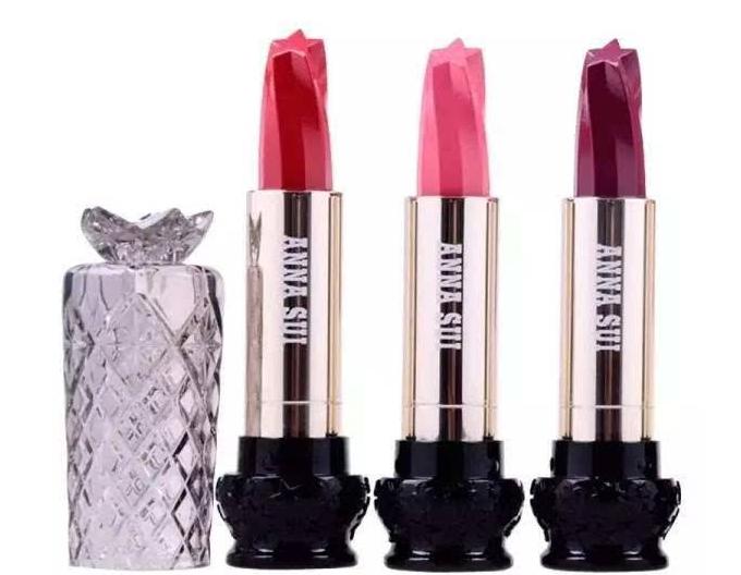 女生勿进,女生一定要知道的四个化妆品