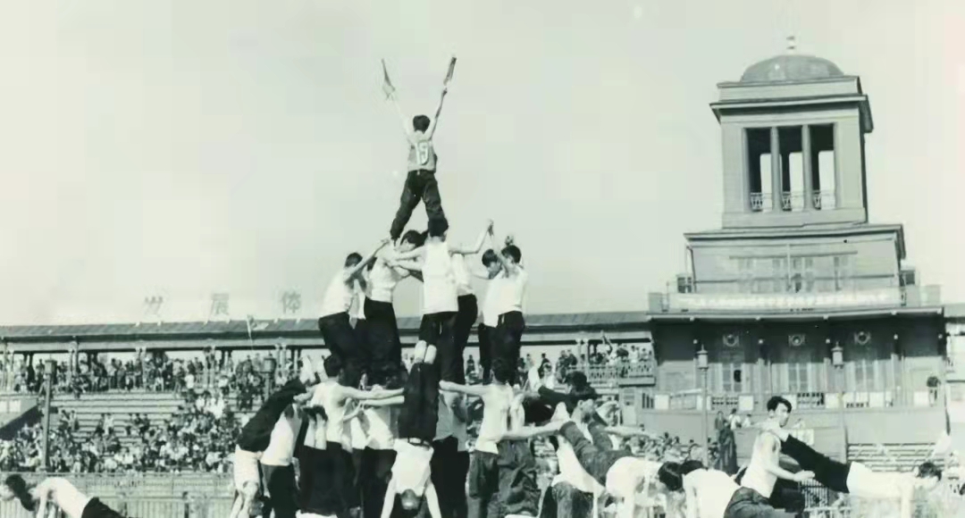 八区体育场蓄水池施工,八区体育场营业时间