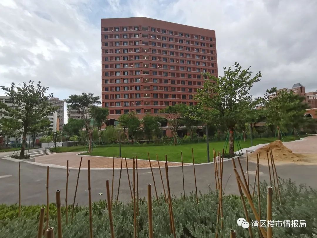 *击狙**深中？荔园把学校开到深中对面