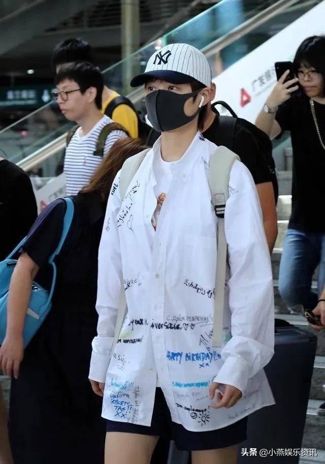 李宇春衬衫图片,李宇春最新穿搭