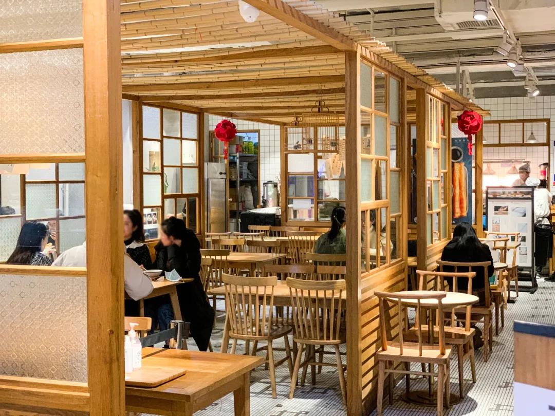 恢复堂食第一顿饭视频,恢复堂食第一天的感觉