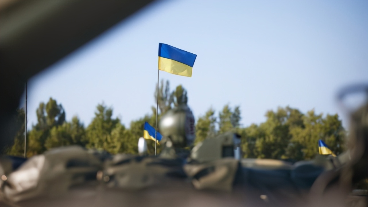 俄罗斯与乌克兰的战争怎么打,俄罗斯和乌克兰开战是怎么引起的