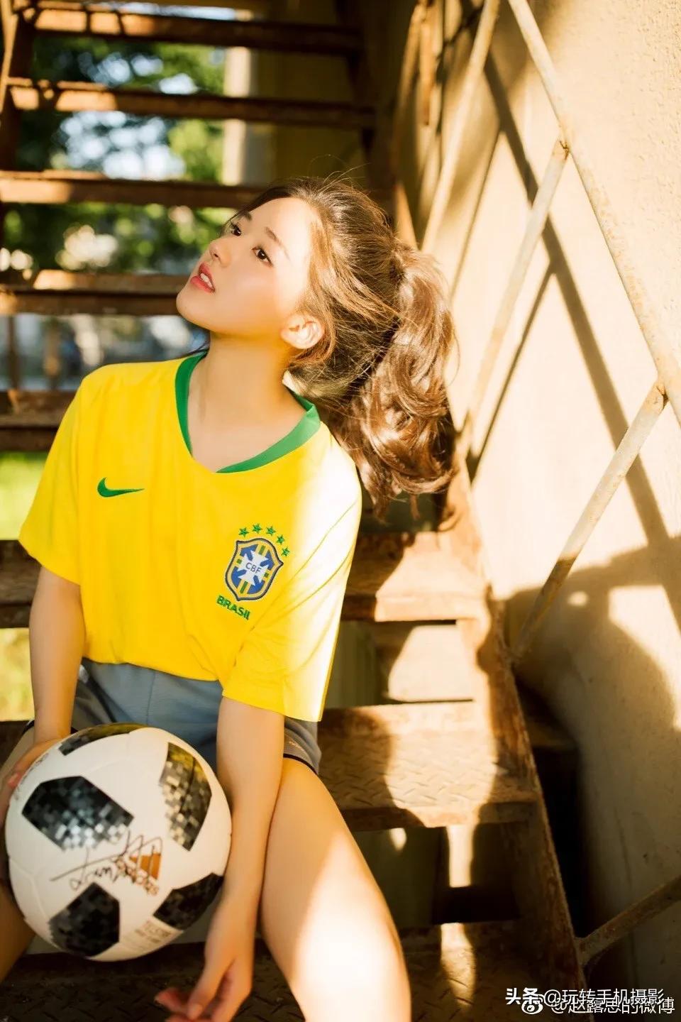 跟着赵露思学发抖音,和赵露思学拍照姿势