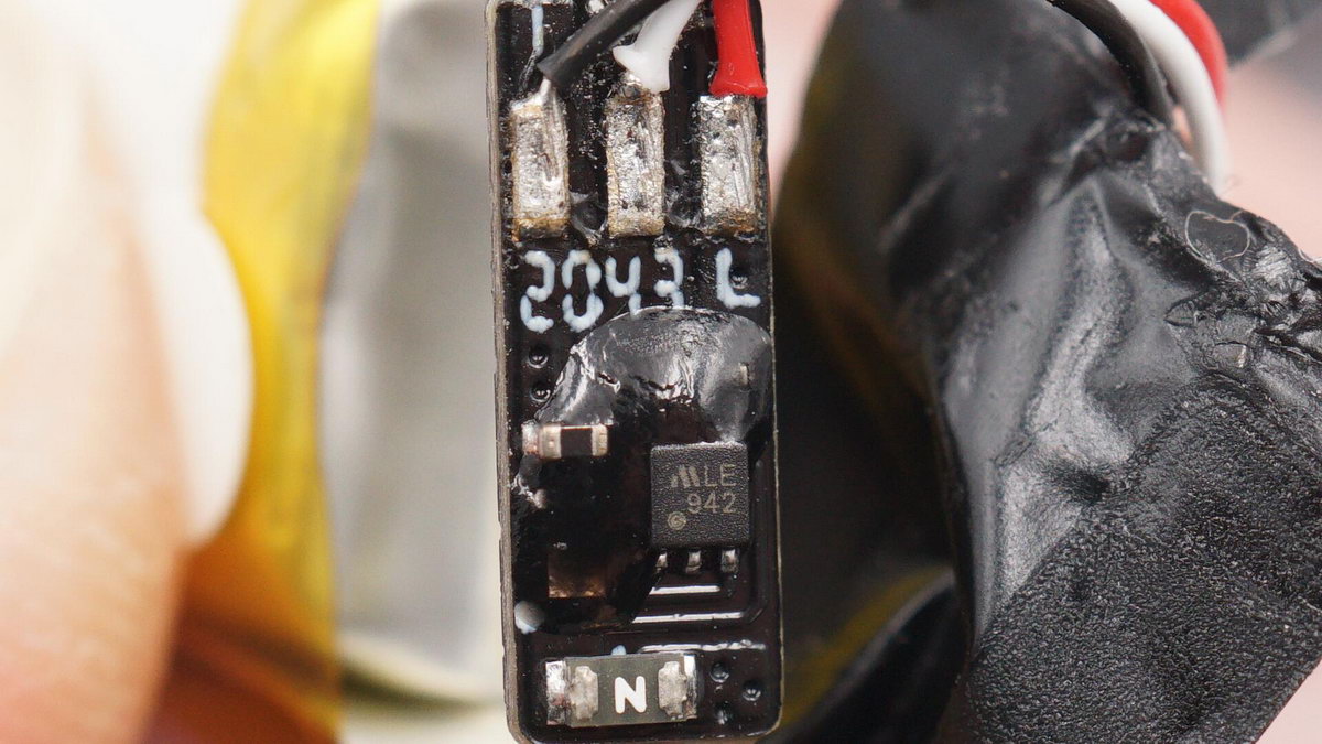 苹果airpodspro对比beats,airpodspro和beatsstudiobuds到底谁好