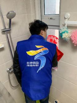 麒麟区附近招聘服务员,麒麟区饭店服务员招聘