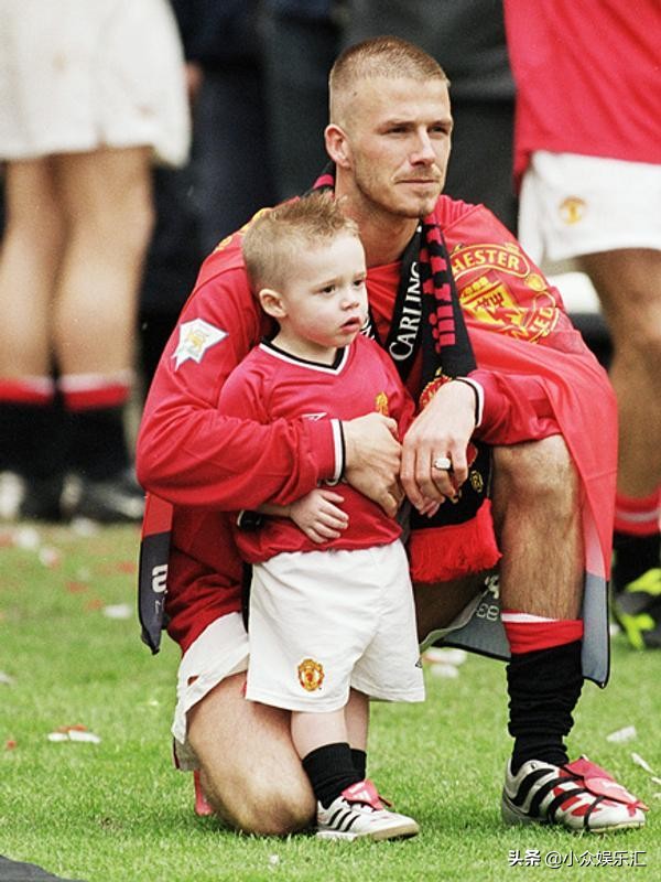 44岁依然帅到掉渣!贝克汉全家迈阿密温馨旅游女儿小七跟随爸爸