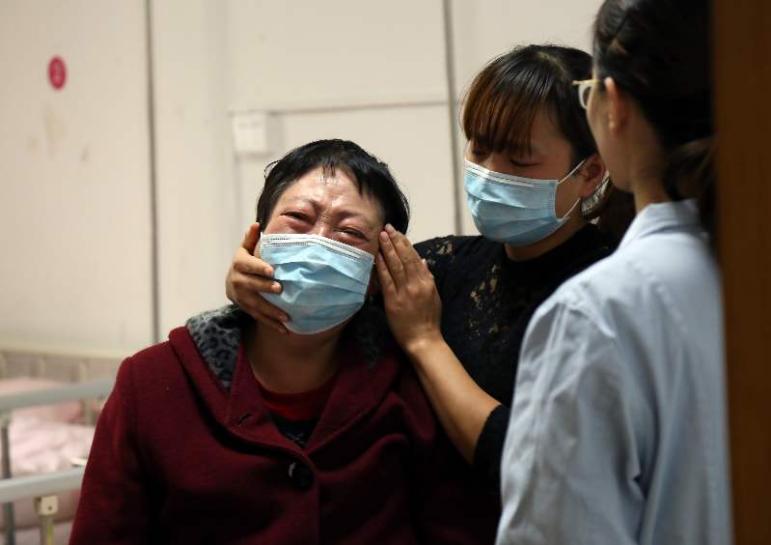 宝宝身上长猪毛怎么治,婆婆给宝宝排胎毒