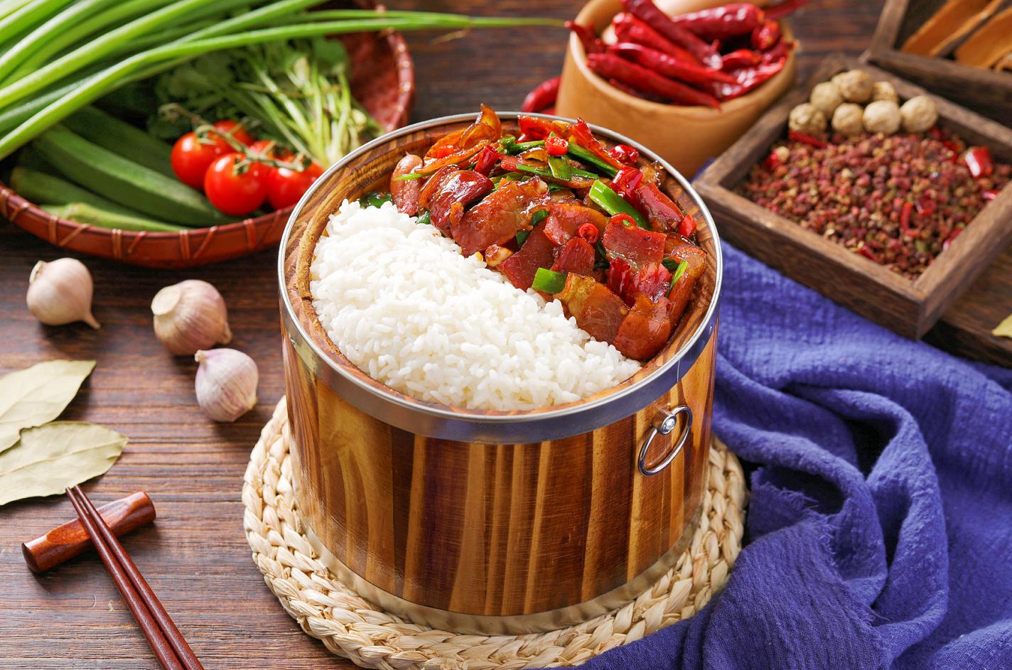 真湘木桶饭加盟,长沙小湘屯木桶饭加盟