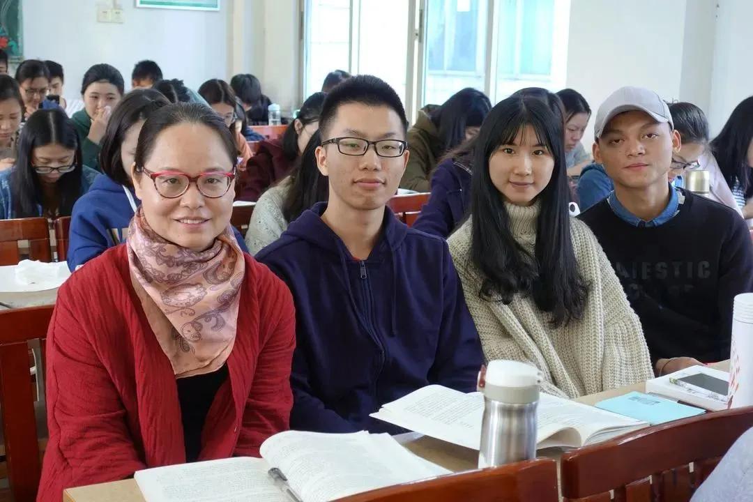 沉默的中专生,沉默的二本生