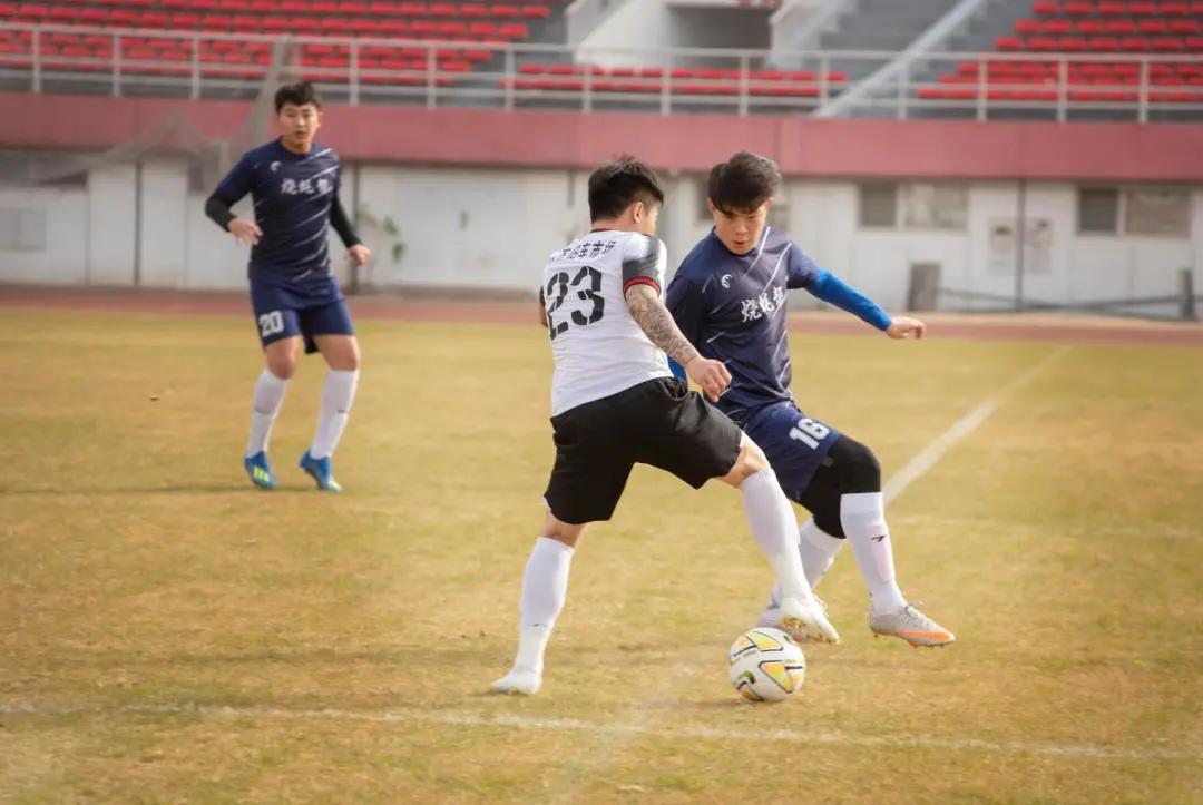 椹伴獘缁胯尩宸呭嘲鍐虫垬,椹伴獘缁胯尩瓒崇悆