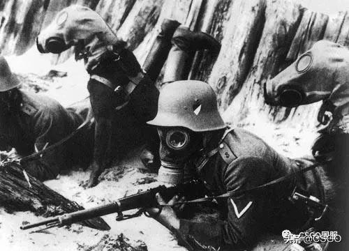 「CSGO与现实19」那些在战场上能救命的东西