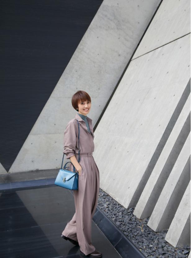 袁泉剪刘海,袁泉菱形脸发型